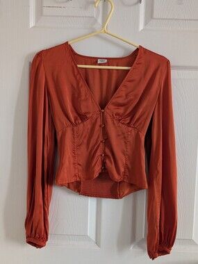 Aritzia Sunday Best  Viscose Satin Finish Ruched Cropped Blouse Rust Orange 2